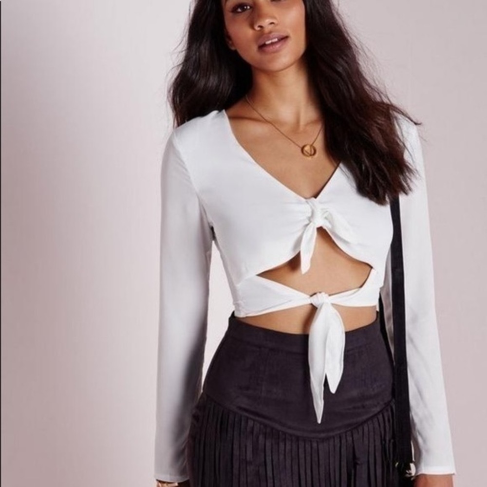 Adorable Double Tie Long Sleeve Crop Top